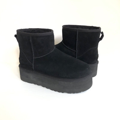 UGG CLASSIC  MINI PLATFORM BLACK SHEARLING LINED BOOT US 6 / EU 37 / UK 4