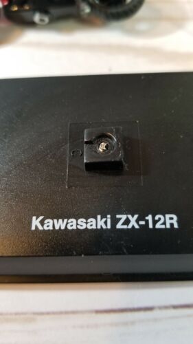 New Ray Toys Kawasaki ZX-12R Motorcycle Red 1:32 Scale - Picture 2 of 6