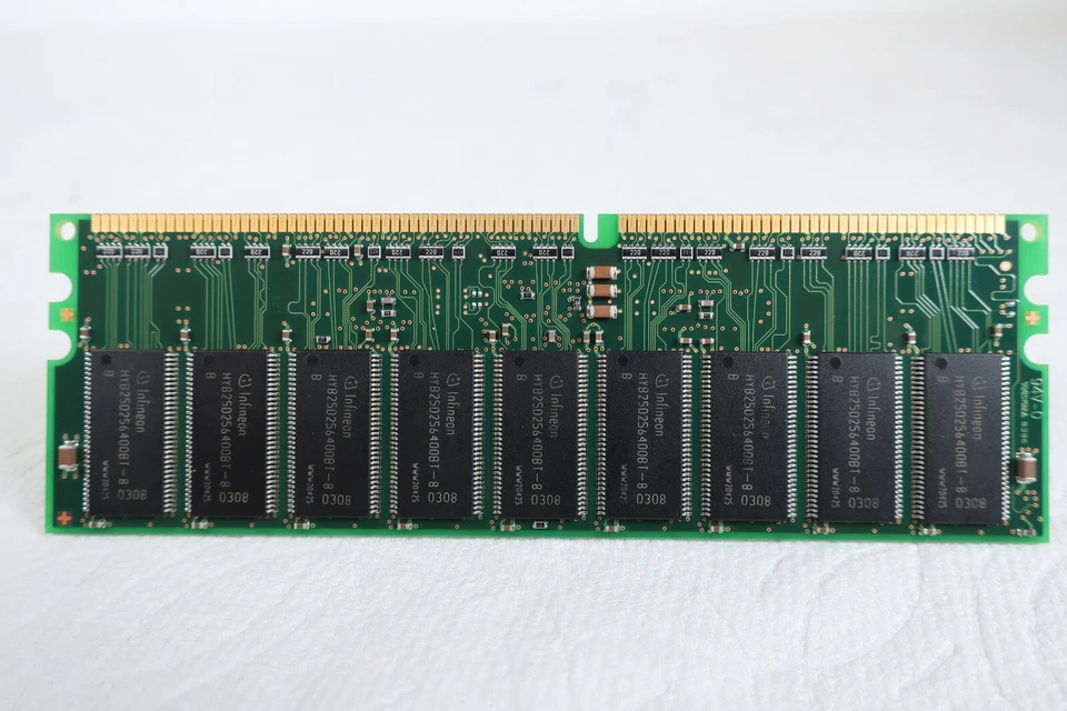 Infineon HYS72D64000GR-8-B SDRAM Memory Module 512MB PC1600R-20220-B1 - Image 4 of 4