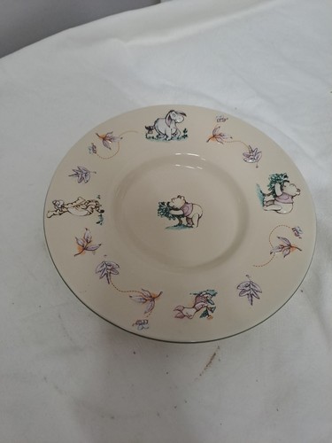 Disney Winnie the Pooh 8" Plate Pooh Eeyore Tigger Pigley Raised design Kids