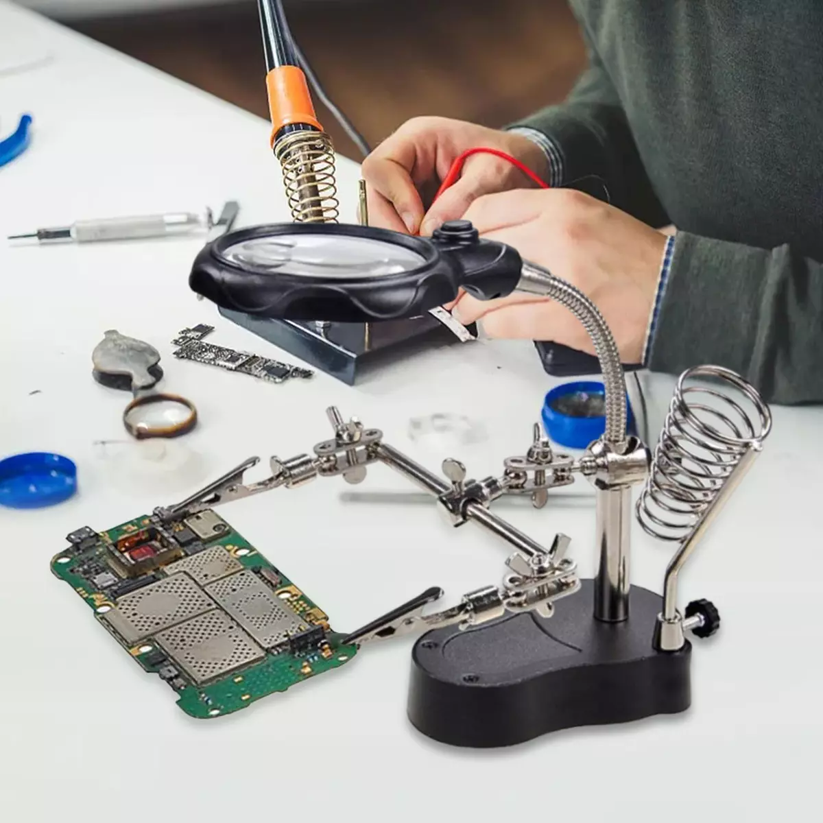 Soldering iron outlet for jewelry