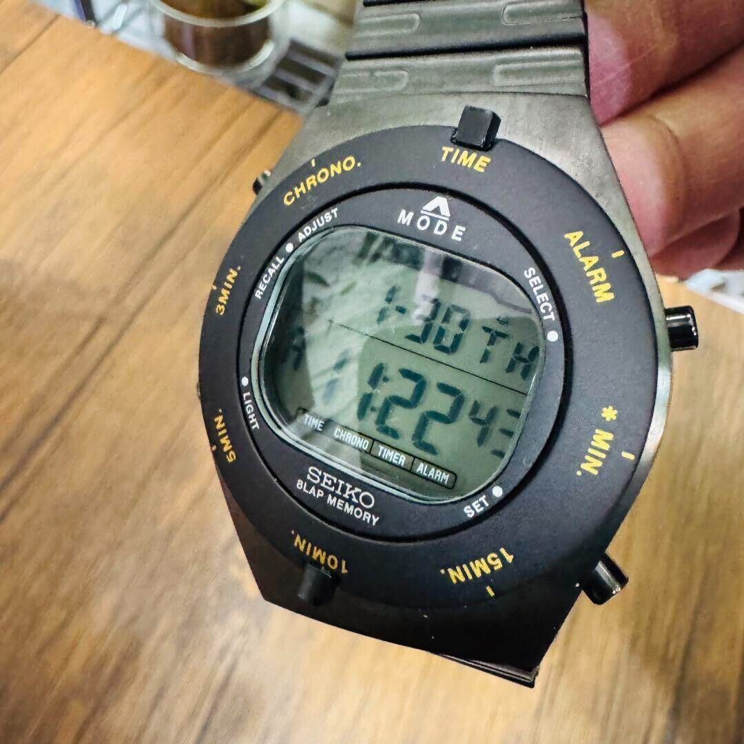 SEIKO GIUGIARO DESIGN SBJG003 A825-00B0 Digital Quartz black Watch Move Japan | eBay SEIKO GIUGIARO DESIGN SBJG003 A825-00B0 Digital Quartz black Watch Move Japan | eBay