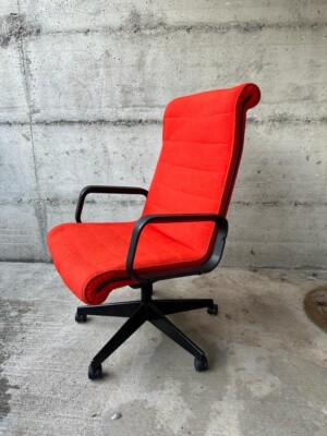 Knoll Desk Chair Model Sapper Chair Design by Richard Sapper