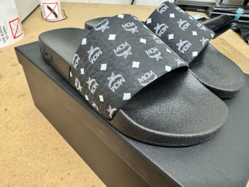 New! MCM Woman’s Visetis Monogram Logo Print Rubber Slides Black US 8 Runs Small - Picture 2 of 9