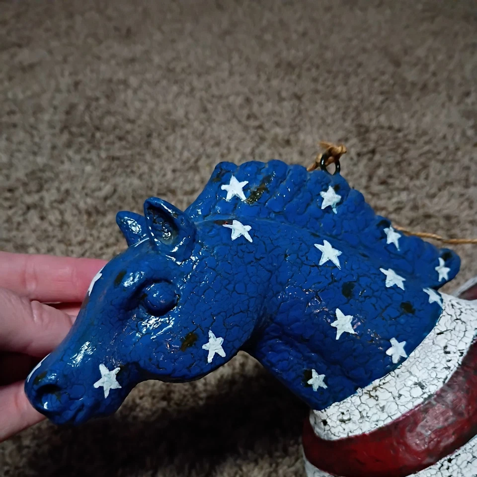 Americana Patriotic Horse Resina Birdhouse Primitivo Rojo Azul Blanco  Foto 3 de 4