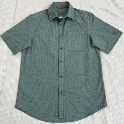 Topo Designs Men s Dirt Desert Short Sleeve Shirt in Sea Pine Terrain Size S