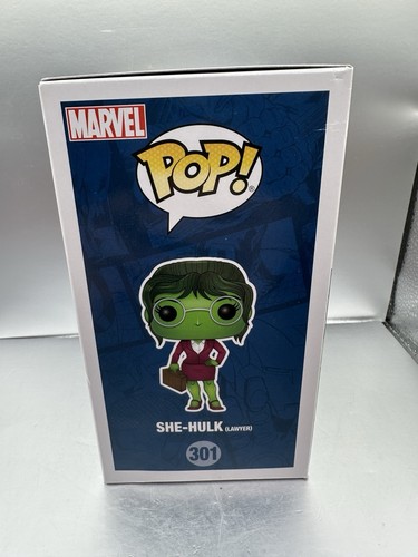 She-Hulk Lawyer Funko POP! Marvel #301 2018 ECCC Toy R Us Exclusive - Picture 6 of 11