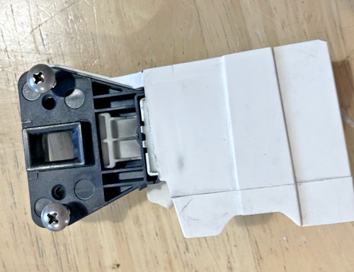 Samsung WF80F5E2W4X Waschmaschine Ersatzteil - Türschloss Verriegelungsbaugruppe