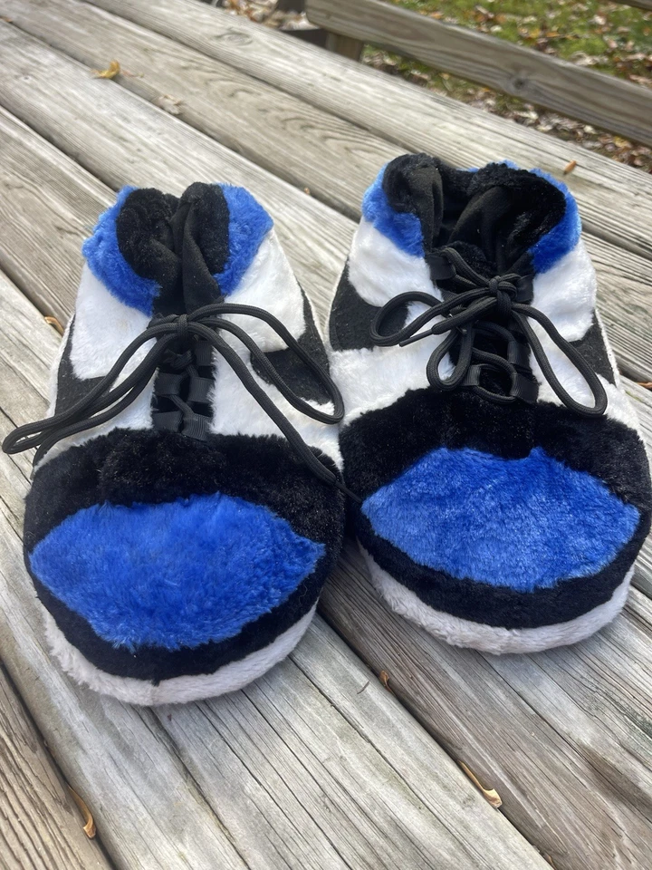 Zapatillas Air Jordan Fuzzy "Puntera Real" Talla Única Para Hombre 8-10 Foto 2 de 4