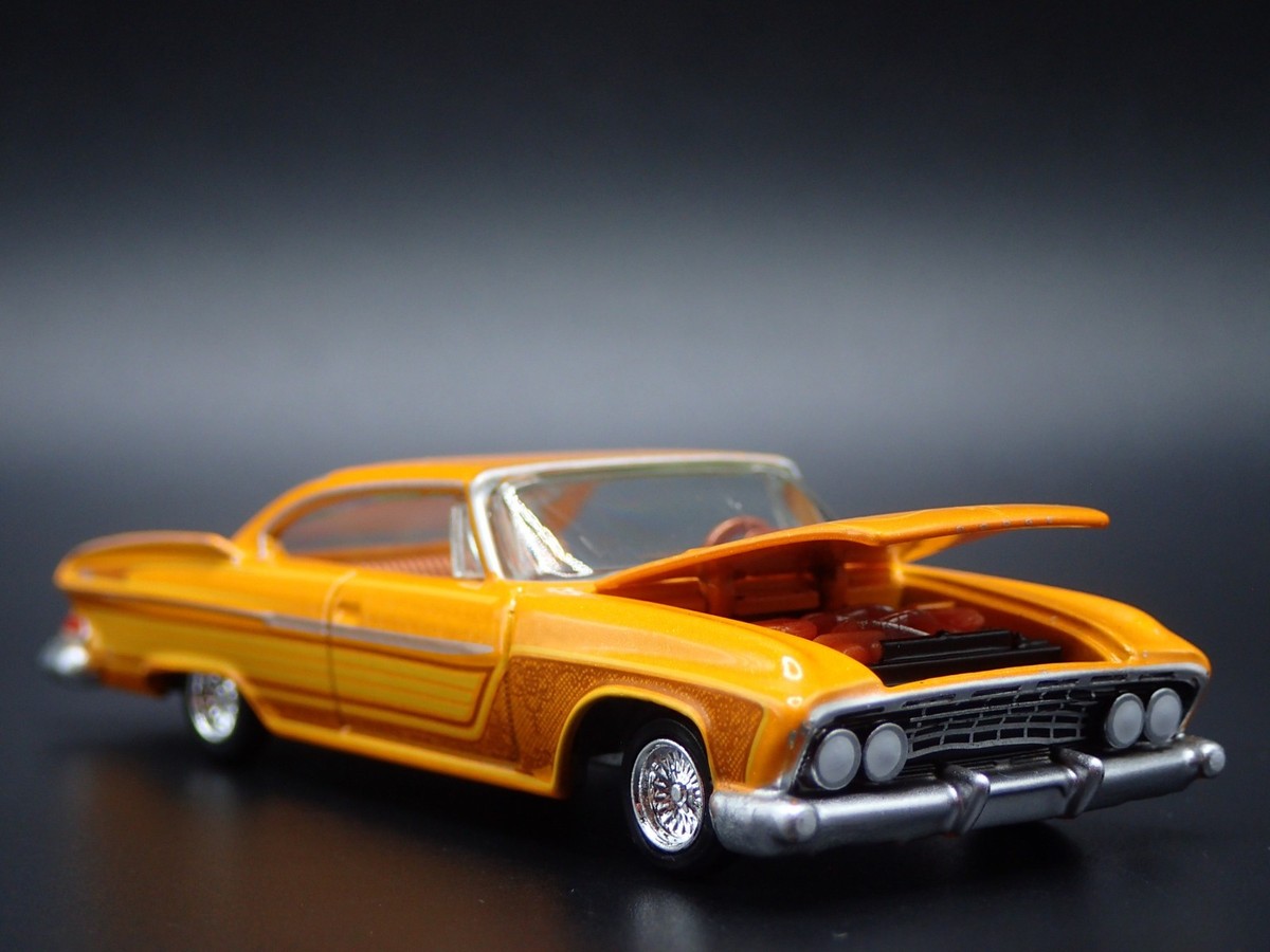 1961 61 DODGE DART PHOENIX LOWRIDER YELLOW 1:64 SCALE DIORAMA