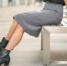 Old Navy Pencil Skirt Black  White Gingham Plaid Midi Classic Office Business/M