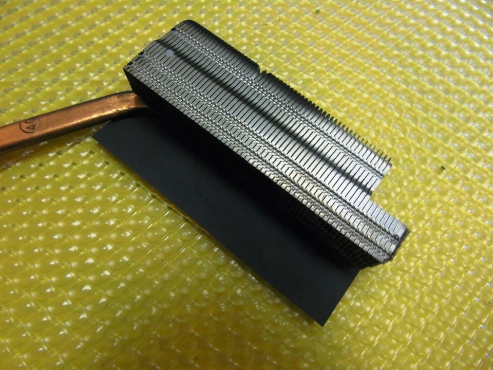 Dell Precision M4700 CPU Heatsink NNGFH 0NNGFH AT0ME0030AL - Image 2 of 4