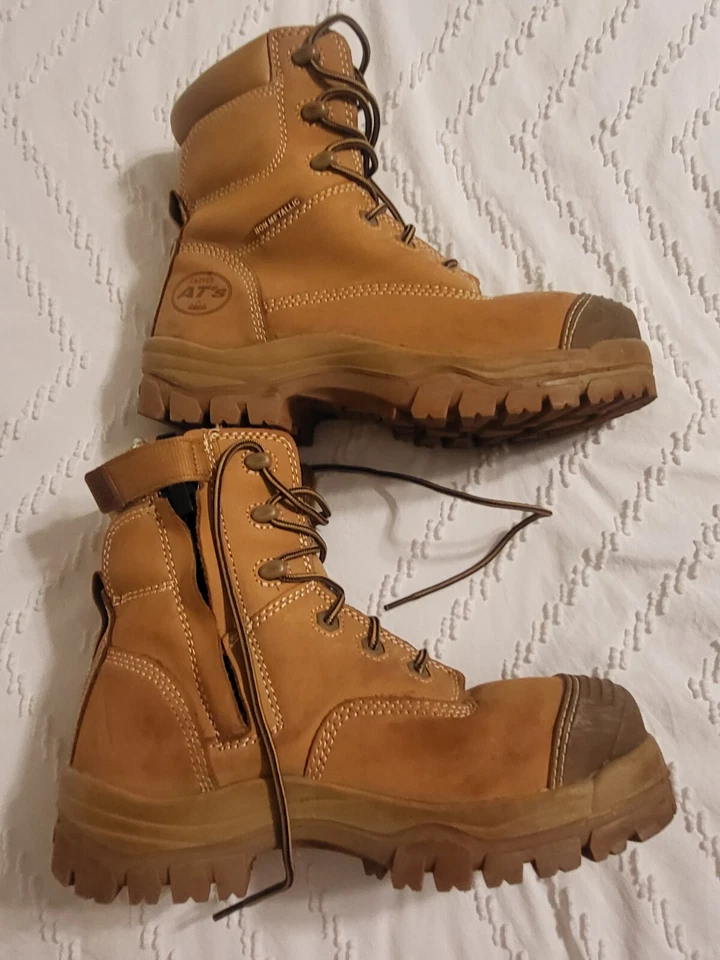 BOTAS OLIVER COMPUESTAS CREMALLERA LATERALES 45632Z TRIGO Foto 3 de 4