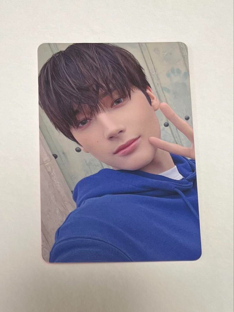 TXT Love Language Universal Music Japan POB Official Photocard