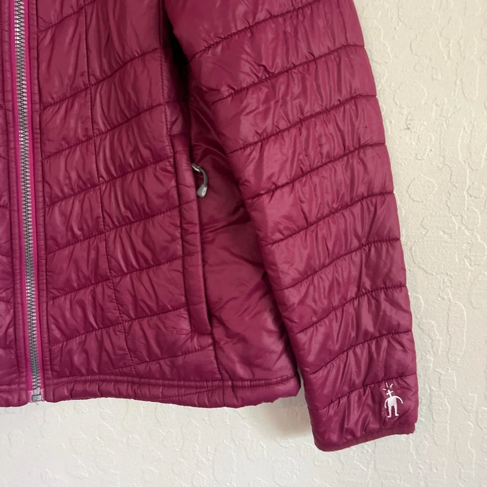 Chaqueta acolchada Smartwool llena de lana aislada con cremallera frontal rosa mediana para exteriores Foto 3 de 4