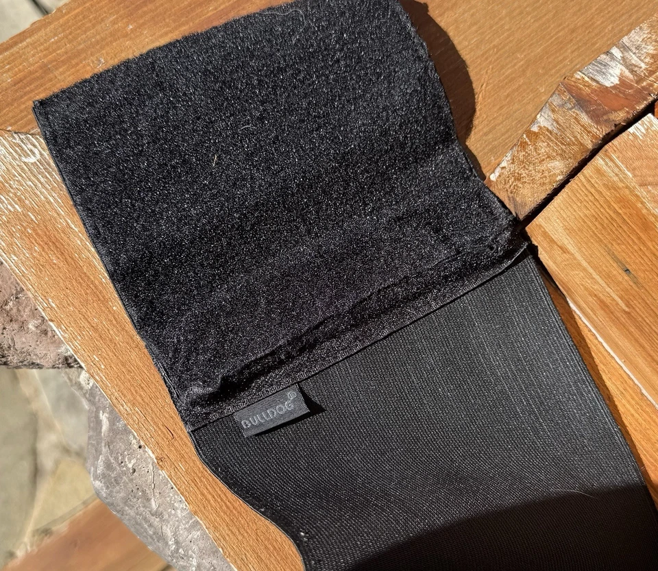 Bulldog 极限腹带枪套可容纳 2 枪手枪和 2 杂志 — 第 2/3 张图片