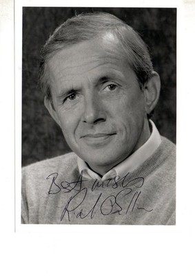 Richard O'Sullivan Komödie Fernsehen Schauspieler signed 7x5 s/w Promo Foto handsigniert