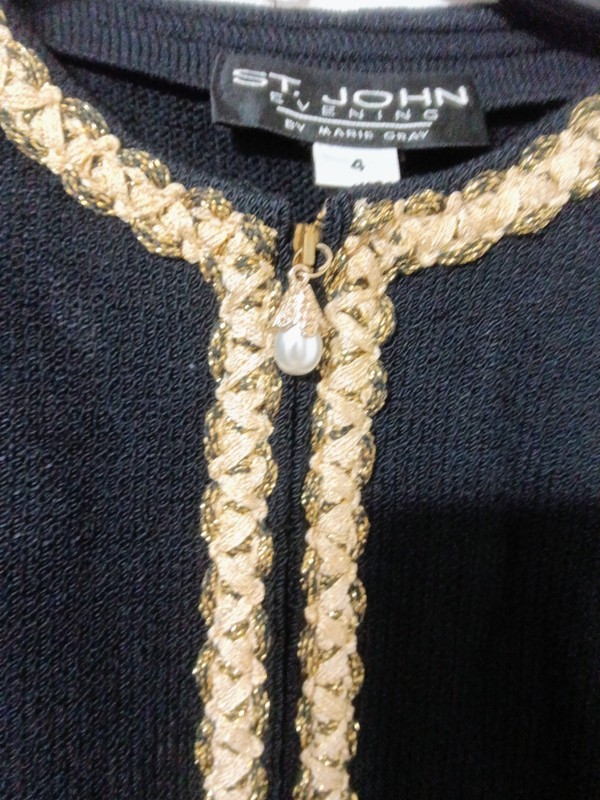 St John Santana Blk knit Evening pearl Zipper front jacket with gold trim Sz 6