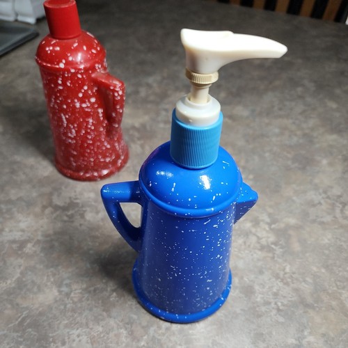 Vintage Avon Red and Blue Country Style Coffee Pot soap/lotion - empty lot of 2 - Picture 5 of 6