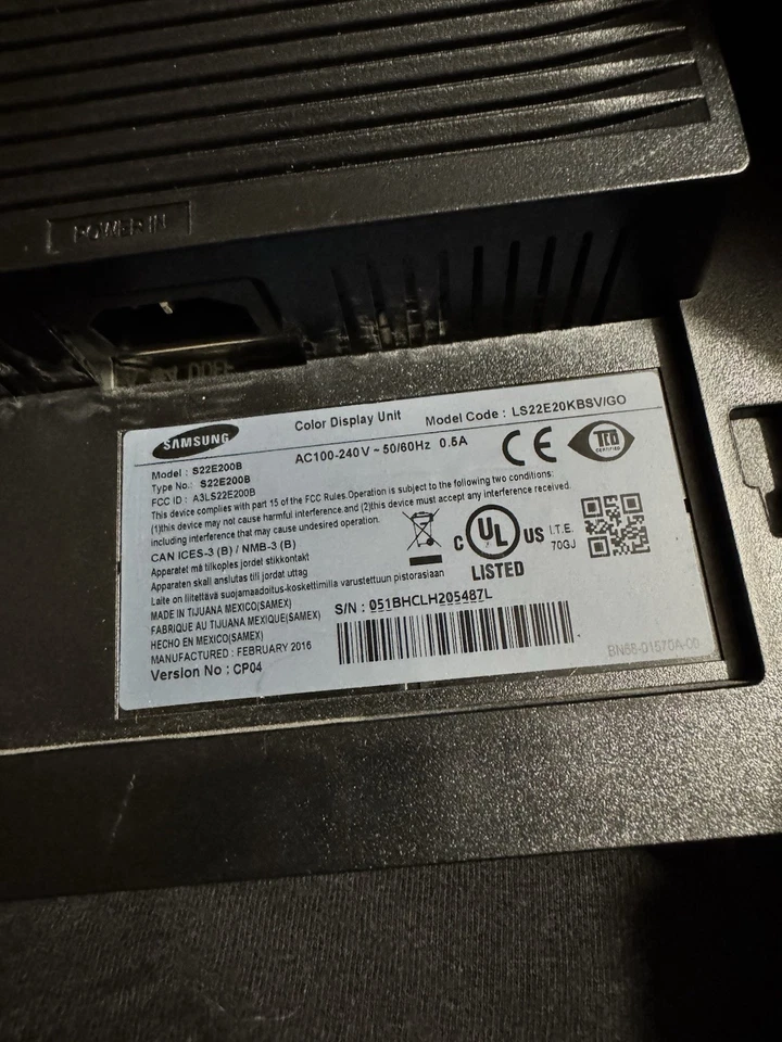 Lote de 10 monitores Samsung de 22 pulgadas sin soportes Foto 3 de 3