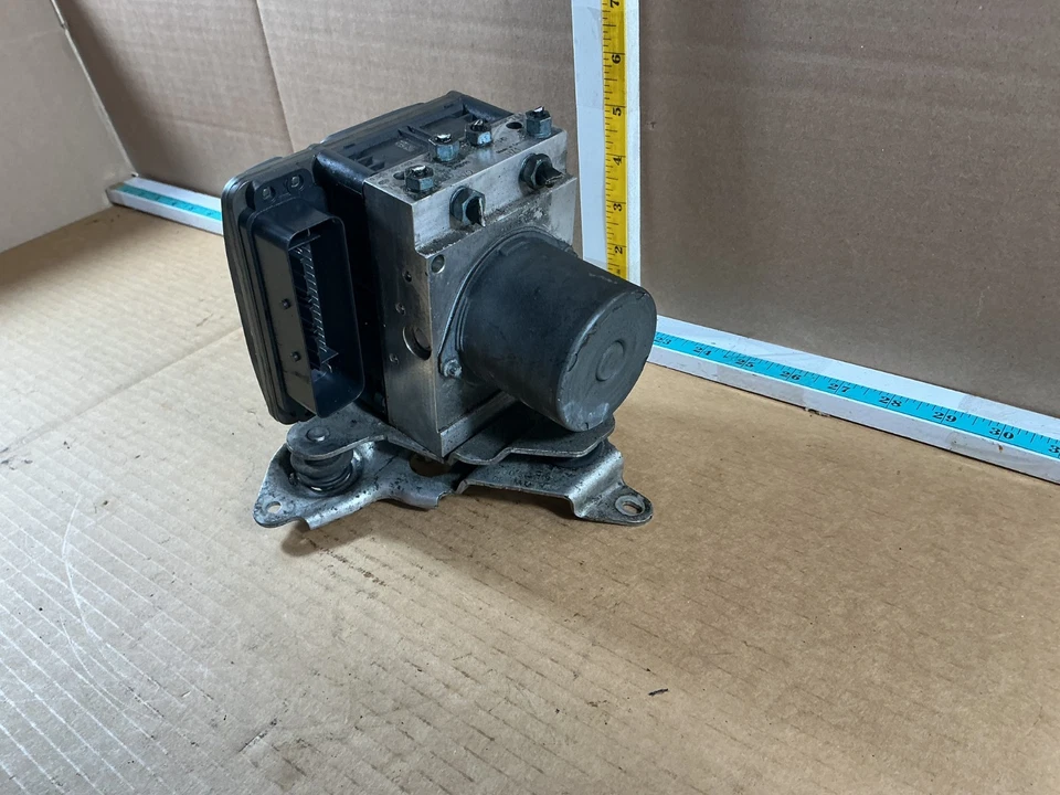 2012-2015 Audi A7 Quattro ABS Anti-Lock Brake Pump Module 4G0907379L OEM - Image 4 of 4