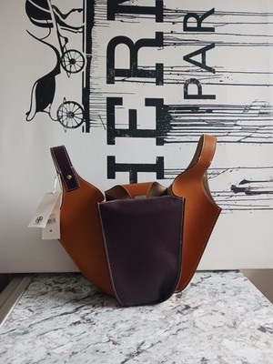 NWT Tory Burch Colorblock Lampshade Leather Hucket Bag ,coconut sugar Borscht Br
