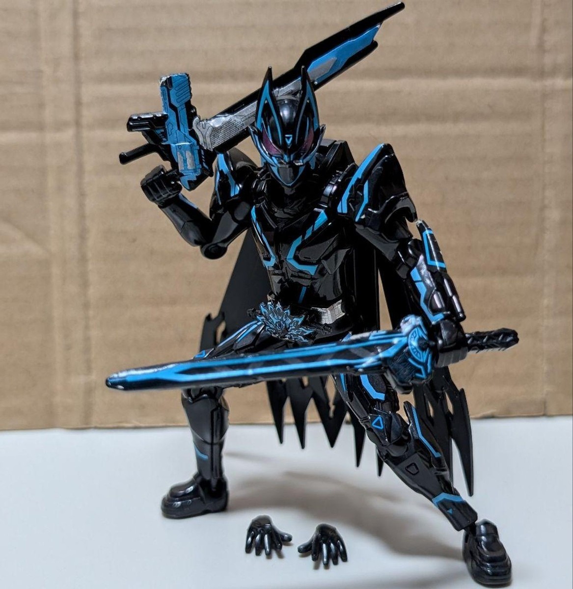 S.H.Figuarts Kamen Rider X Geats Action Figure with Sword and