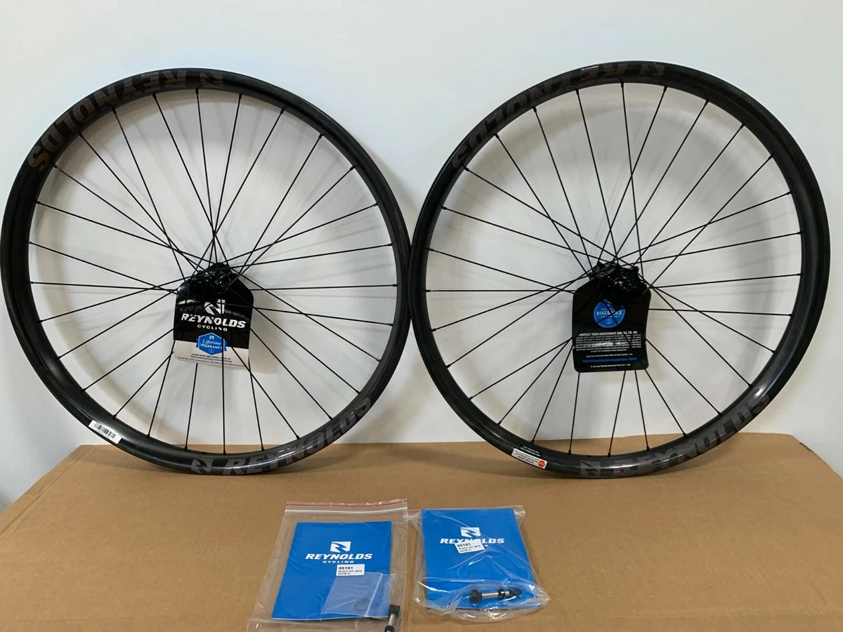 REYNOLDS BLACKLABEL Industry Nine Carbon Tubeless Wheelset 27.5