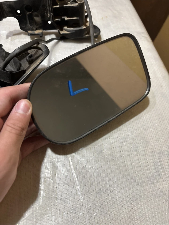 Espejo retrovisor izquierdo Acura Integra, Honda Civic 1990-2001 Integra 1990-93 Civic Foto 2 de 4