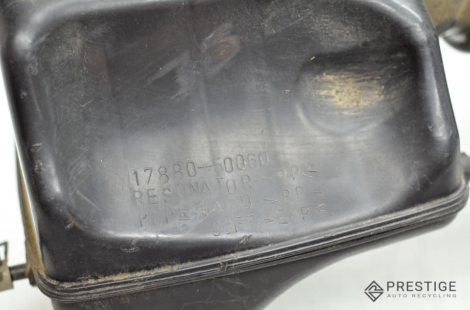 Tubo de conducto resonador de admisión de aire Toyota 4runner 2003-2007 17880-50060 OEM Foto 3 de 4