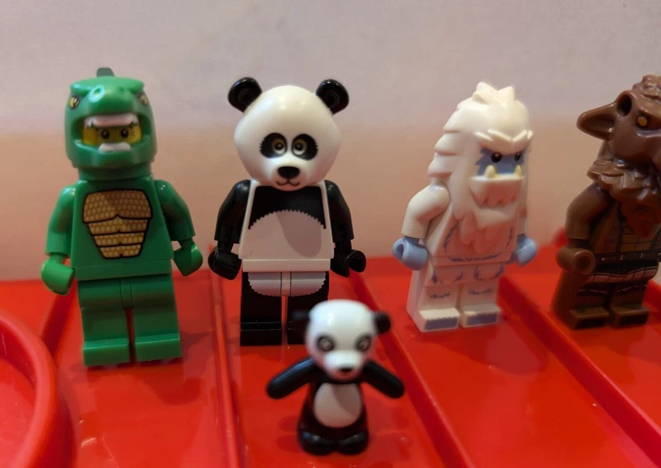Lego Series Yeti Panda Lizard Genuine Lego Mini figures - Image 2 of 3