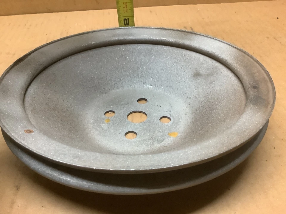 1960-61 Chevy Impala Bel Air  348 Single Groove Water Pump Pulley Used OEM 7.25” - Image 3 of 3