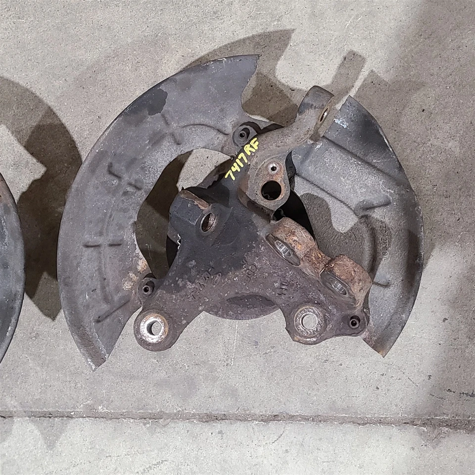 94-95 Mustang V8 5.0L Front Spindles Lh Rh Pair Knuckle Set Aa7417 - Image 2 of 4