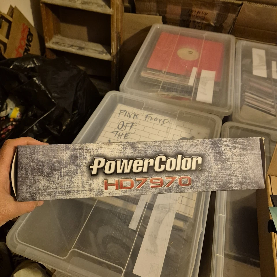 Scheda Video POWER COLOR RADEON HD 7970 3GB GDDR5 PCI-E 3.0 x16 DVI HDMI - Immagine 3 di 4