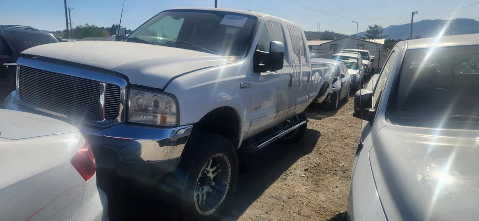 Used Windshield Wiper Motor fits: 2001 Ford F250SD PICKUP from 10/23/00 Grade C - Image 2 of 4