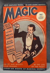 102 Magic Tricks Copyright 1944 David Robbins Catalog Brochure Antique Vintage