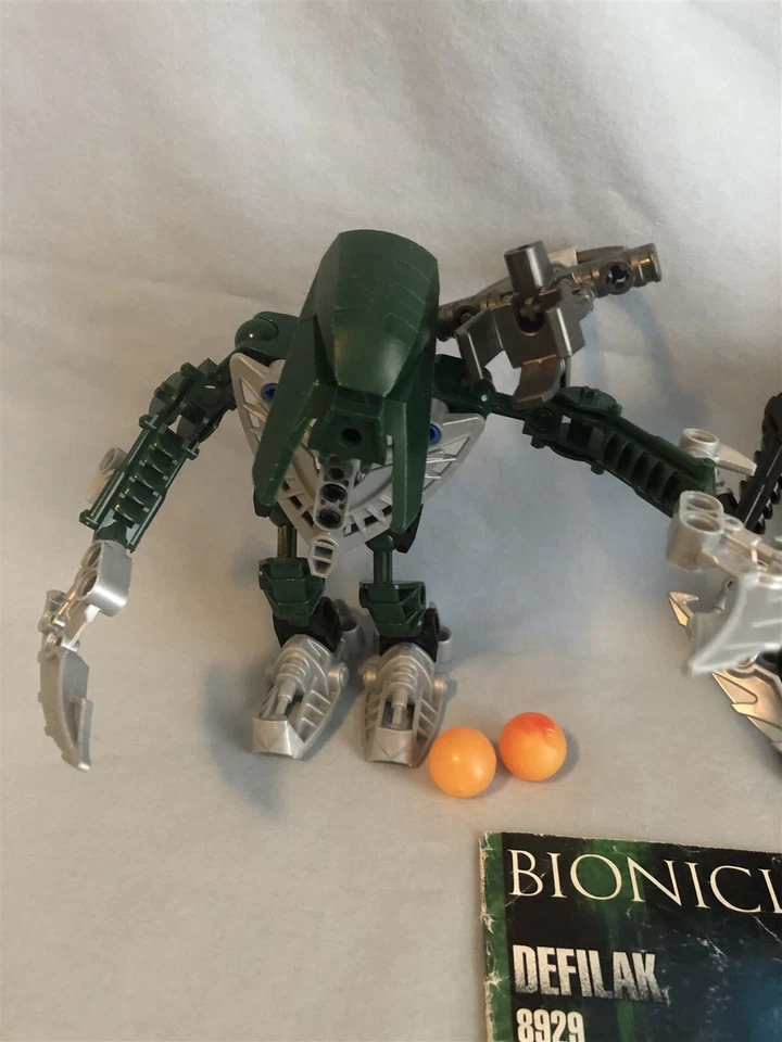 LEGO BIONICLE Matoran of Mahri Nui 8928 8930 8931 8932 100% complete w/ manuals - Image 3 of 4
