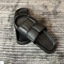 Womens 5.5/6 Cloud Slides Slippers Shower Shoes Non Slip Soft Sandals Black New