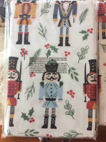 Garnet Hill Disney Pillow Sham King nutcracker holiday Christmas garland SET 2 - Picture 5 of 9