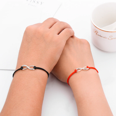INFINIONLY Bracciali Coppia in Acciaio Inossidabile per Donna e Uomo, Bracciale di Simbolo dell'infinito, bracciali Regolabili, Regali di Compleanno di Natale (Due bracciali