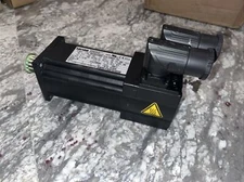 NEW LENZE MCS 06F41LRS0B0-B11N-ST5S00N-R2SU SERVO MOTOR