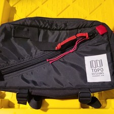 J7- Topo Designs Quick Pack Classic Square Hi...