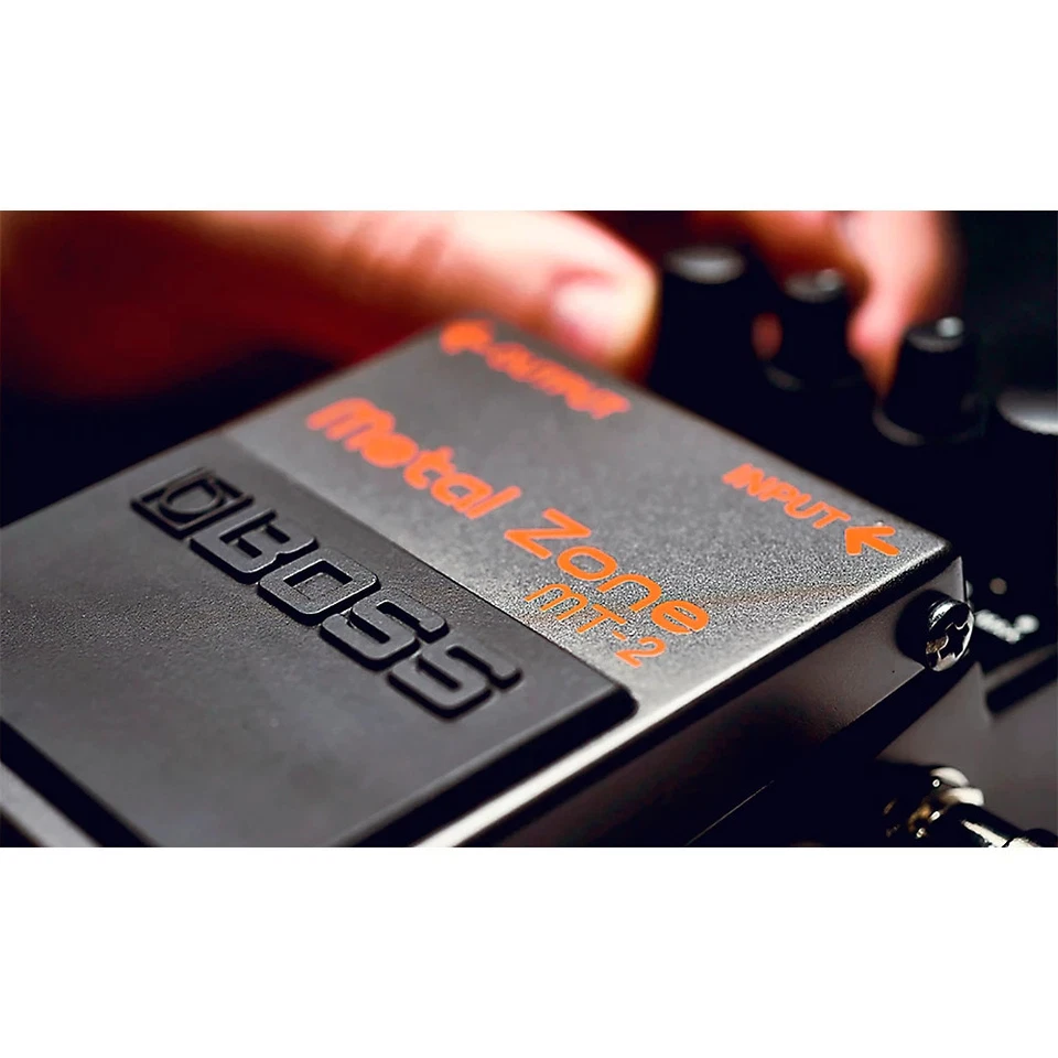 Boss MT-2 Metal Zone Effects Pedal - Image 4 of 4
