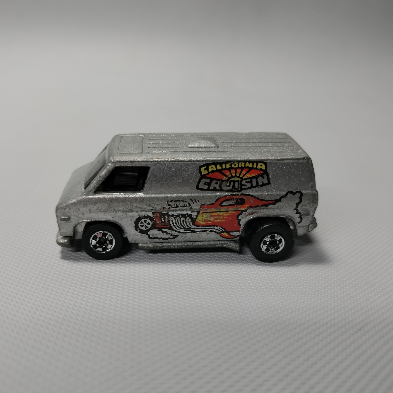 Picture 1 of 5
