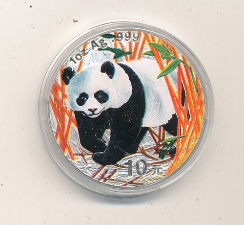 China: 10 Yuan Pandabär in Farbe von 2001 in PP Erhaltung in Silber