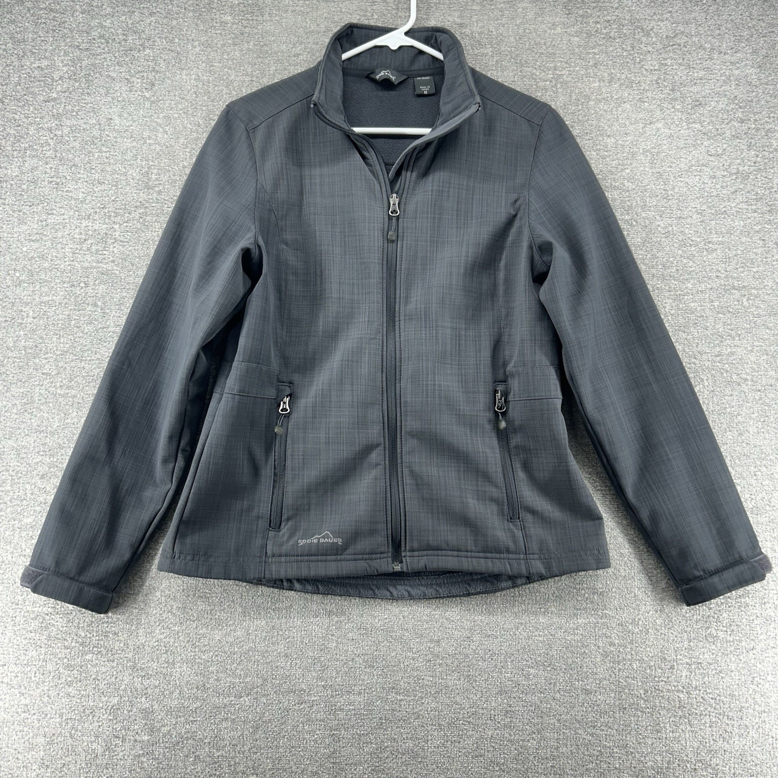 Women Size Medium Gray Outdoor Casual
