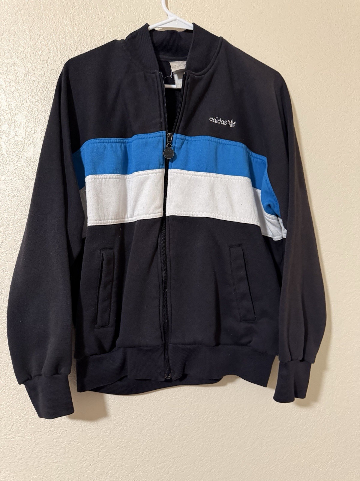 Vintage 1980s/1990s Adidas black, blue, and white colorblock track jacket Sz L