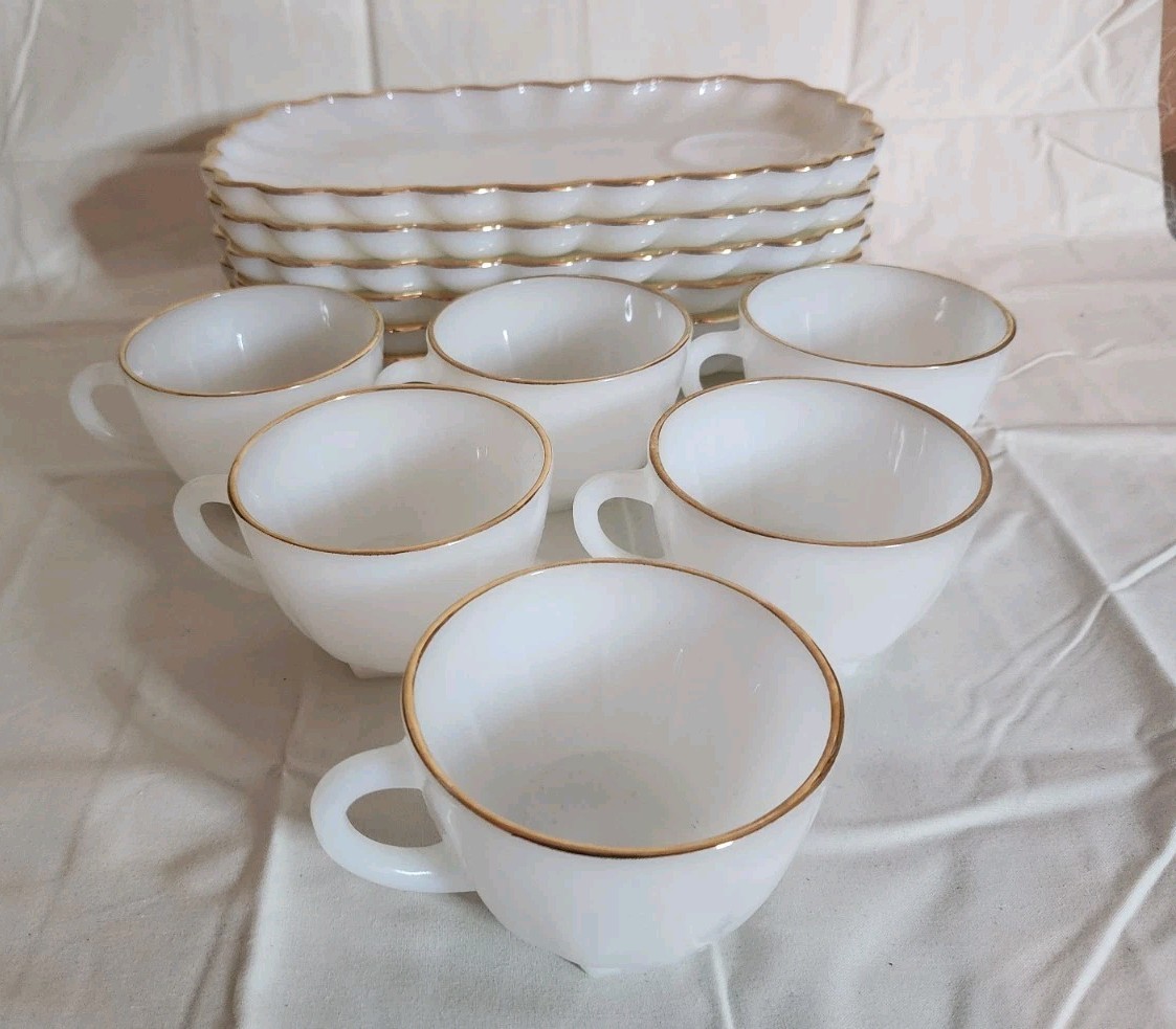 Anchor Hocking Fire King Snack Plate With Gold Trim Set (7)