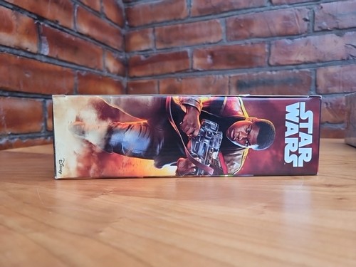 Star Wars Desert Landspeeder & Finn (Jakku) Figure The Force Awakens NEW SEALED - Picture 6 of 6