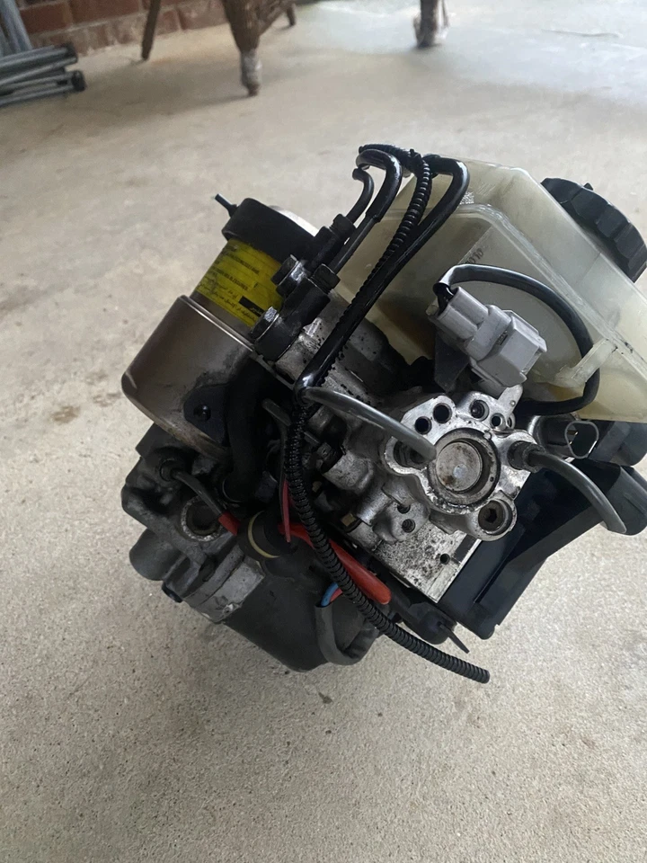 ✅ 98-05 Lexus ABS Brake Booster Actuator Master Pump GS400 GS430 GS300 OEM Foto 3 de 4